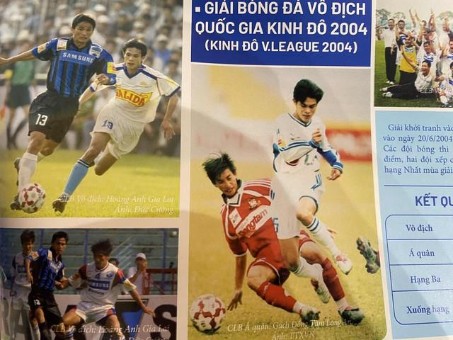Cuốn sách đặc biệt ghi lại khoảnh khắc HAGL và Kiatisak thống trị V-League- Ảnh 2. Cuốn sách đặc biệt ghi lại khoảnh khắc HAGL và Kiatisak thống trị V-League- Ảnh 2.