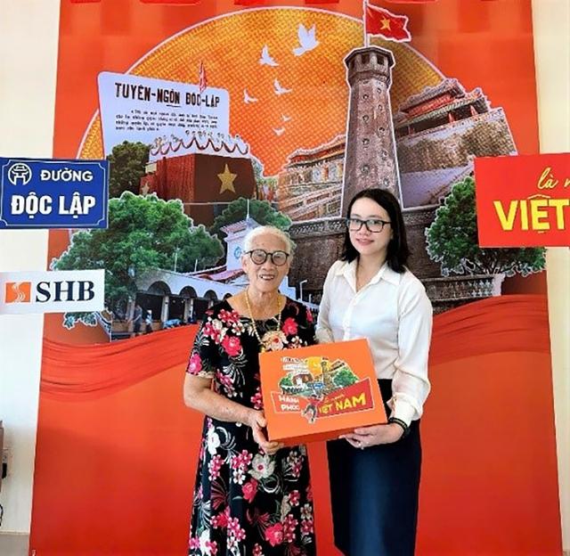 Ý nghĩa lan tỏa từ những món quà không chỉ ‘để tặng’- Ảnh 3. Ý nghĩa lan tỏa từ những món quà không chỉ ‘để tặng’- Ảnh 3.