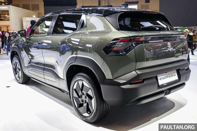 “Huyền thoại” SUV đô thị - Suzuki Vitara thêm bản thuần điện, có về Việt Nam? - Ảnh 3.