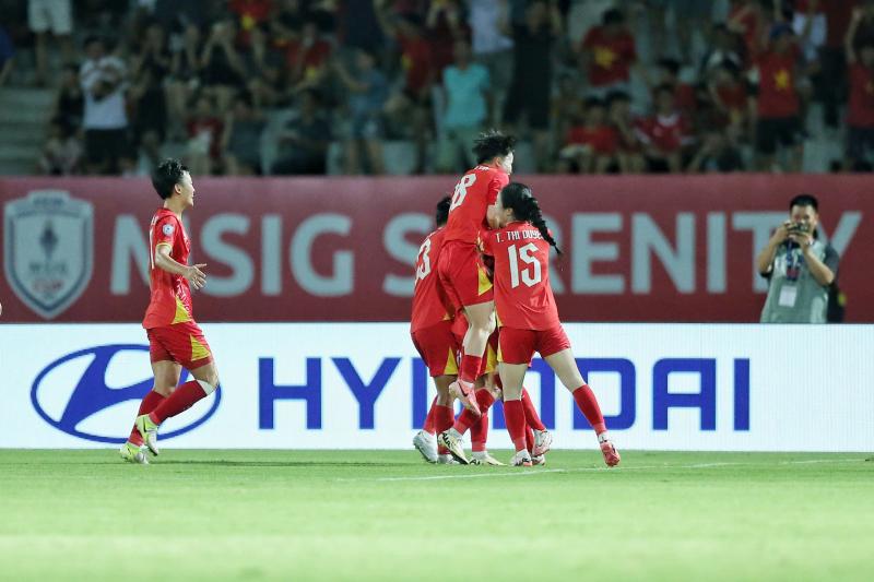 Đội tuyển nữ Việt Nam lấy nhu chế cương, đánh bại Úc để đòi lại ngôi hậu - Ảnh 1.