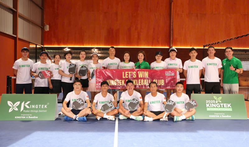 Các tay vợt Việt Nam gây sốt ở giải pickleball Kingtek International 2025- Ảnh 7. Các tay vợt Việt Nam gây sốt ở giải pickleball Kingtek International 2025- Ảnh 7.