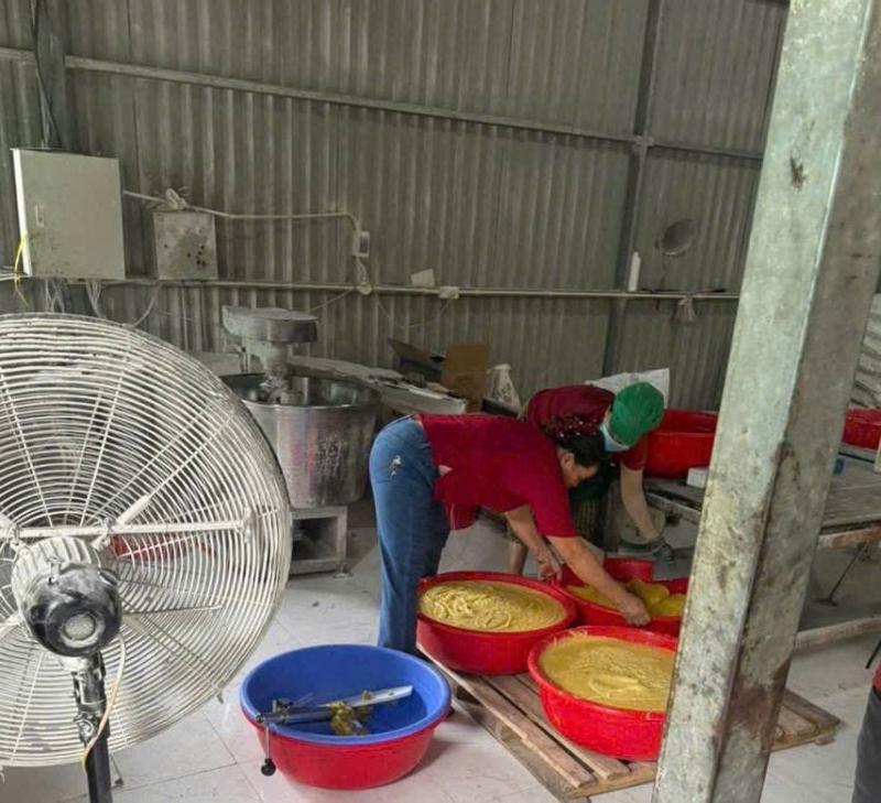 Đà Nẵng: Liên tiếp phát hiện gần 10.000 bánh trung thu 'bẩn'- Ảnh 4. Đà Nẵng: Liên tiếp phát hiện gần 10.000 bánh trung thu 'bẩn'- Ảnh 4.