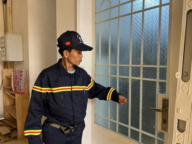 Công an TP.HCM về đích chiến dịch xóa 'tử huyệt chuồng cọp' chung cư- Ảnh 2. Công an TP.HCM về đích chiến dịch xóa 'tử huyệt chuồng cọp' chung cư- Ảnh 2.
