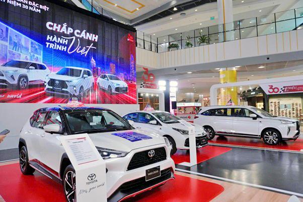 Mừng sinh nhật 30 năm, Toyota tiên phong thị trường bằng loạt ưu đãi hấp dẫn - Ảnh 1. Mừng sinh nhật 30 năm, Toyota tiên phong thị trường bằng loạt ưu đãi hấp dẫn - Ảnh 1.