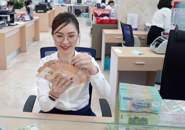 Giá USD hôm nay 25.9.2025: Đo trong ngân hàng tăng kịch trần- Ảnh 1. Giá USD hôm nay 25.9.2025: Đo trong ngân hàng tăng kịch trần- Ảnh 1.