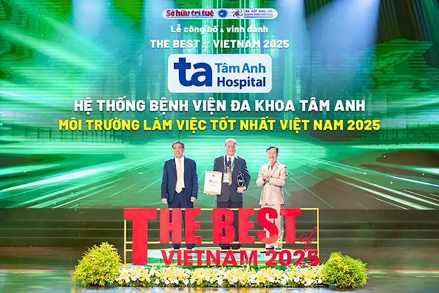 Nhân viên y tế hạnh phúc - bệnh nhân nhận trọn yêu thương- Ảnh 2. Nhân viên y tế hạnh phúc - bệnh nhân nhận trọn yêu thương- Ảnh 2.