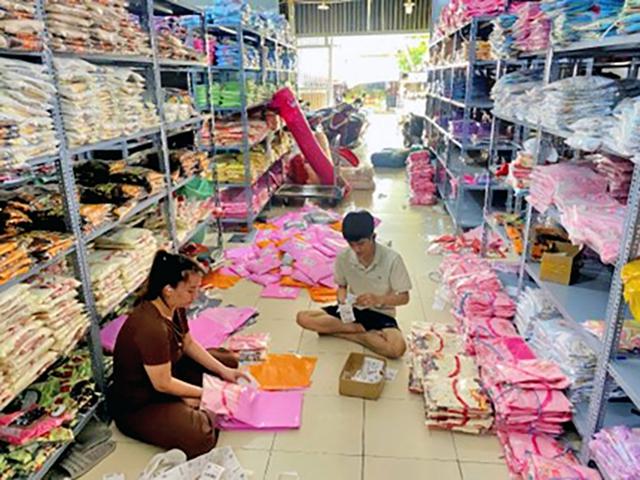 Hành trình khởi nghiệp trên thương mại điện tử của người mẹ hai con - Ảnh 2. Hành trình khởi nghiệp trên thương mại điện tử của người mẹ hai con - Ảnh 2.