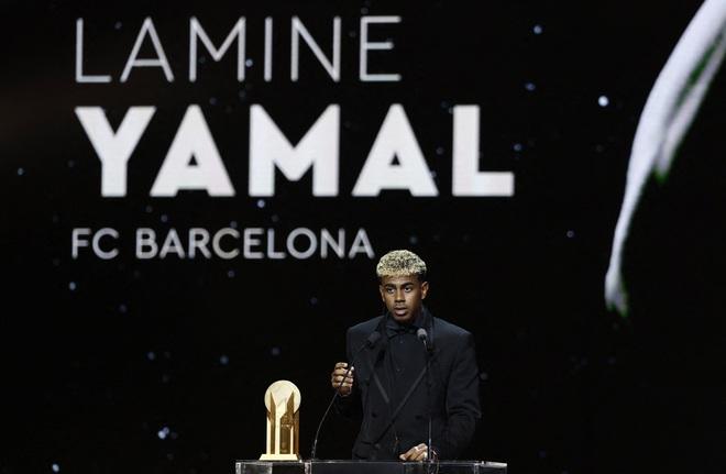 Ousmane Dembele giành Quả bóng vàng 2025, Yamal làm nên lịch sử- Ảnh 3. Ousmane Dembele giành Quả bóng vàng 2025, Yamal làm nên lịch sử- Ảnh 3.