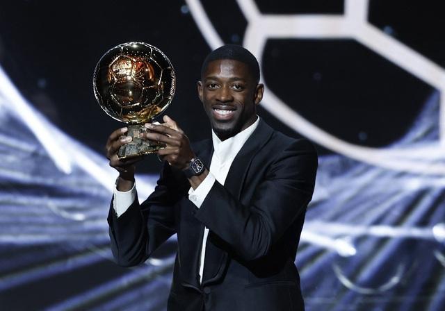 Messi và Mbappe chúc mừng Ousmane Dembele đoạt Quả bóng vàng, Ronaldo chưa biểu lộ cảm xúc - Ảnh 2. Messi và Mbappe chúc mừng Ousmane Dembele đoạt Quả bóng vàng, Ronaldo chưa biểu lộ cảm xúc - Ảnh 2.
