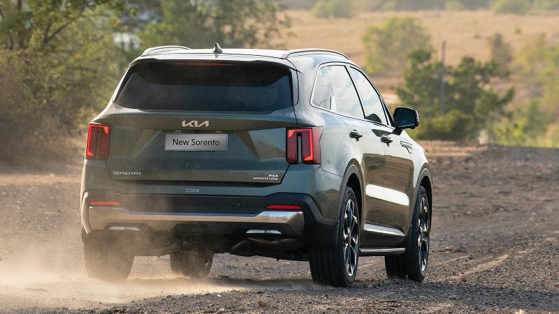 Kia Sorento 2025 ảnh 2 Kia Sorento 2025 anh 2