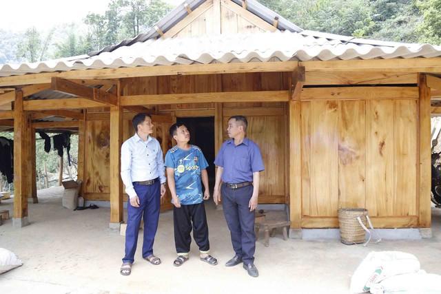 80 năm 'làm cho người nghèo thì đủ ăn, người đủ ăn thì khá giàu, người giàu thì giàu thêm'- Ảnh 4. 80 năm 'làm cho người nghèo thì đủ ăn, người đủ ăn thì khá giàu, người giàu thì giàu thêm'- Ảnh 4.