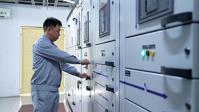 Nhân viên y tế hạnh phúc - bệnh nhân nhận trọn yêu thương- Ảnh 4. Nhân viên y tế hạnh phúc - bệnh nhân nhận trọn yêu thương- Ảnh 4.