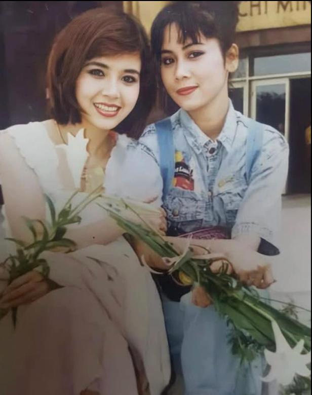 Hai nữ NSND Minh Hằng và Lan Hương gây sốt với ảnh thời trẻ đẹp như mộng - Ảnh 1. Hai nữ NSND Minh Hằng và Lan Hương gây sốt với ảnh thời trẻ đẹp như mộng - Ảnh 1.