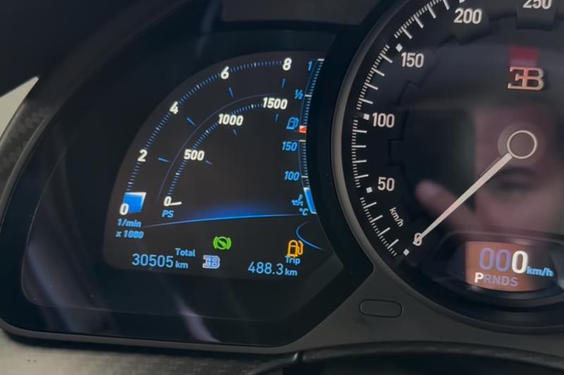 bugatti,  chiron,  veyron,  tourbillon,  sieu xe,  hypercar,  w16,  v16,  iaa,  iaa mobility,  iaa mobility 2025,  bugatti chiron,  chiron sport,  bugatti chiron sport,  ceo,  mate rimac anh 4