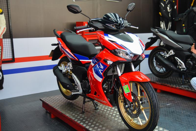 Honda Winner R ảnh 2 Honda Winner R anh 2