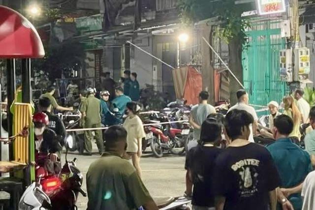 TP.HCM: Điều tra nghi án người chồng sát hại vợ rồi tự tử- Ảnh 1. TP.HCM: Điều tra nghi án người chồng sát hại vợ rồi tự tử- Ảnh 1.