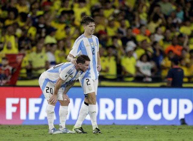 Hạ màn vòng loại World Cup 2026 Nam Mỹ: Argentina thua sốc, Bolivia giành vé play-off- Ảnh 2. Hạ màn vòng loại World Cup 2026 Nam Mỹ: Argentina thua sốc, Bolivia giành vé play-off- Ảnh 2.
