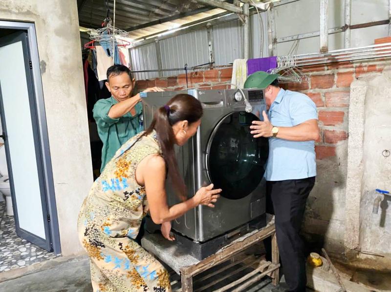 Bão số 10: Hà Tĩnh gấp rút sơ tán dân, thủy điện Hố Hô xả tràn- Ảnh 13. Bão số 10: Hà Tĩnh gấp rút sơ tán dân, thủy điện Hố Hô xả tràn- Ảnh 13.