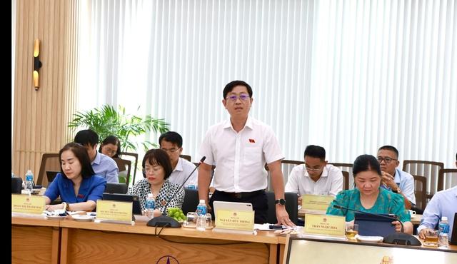 Quốc hội giám sát tại TTĐL Vĩnh Tân: Kiến nghị di dời hơn 400 hộ dân- Ảnh 4. Quốc hội giám sát tại TTĐL Vĩnh Tân: Kiến nghị di dời hơn 400 hộ dân- Ảnh 4.