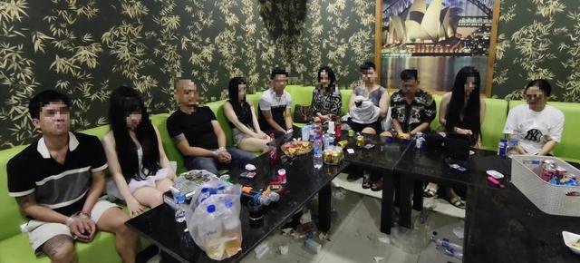 Đà Nẵng: Triệt phá nhóm tổ chức sử dụng ma túy trong quán karaoke VIP - Ảnh 1. Đà Nẵng: Triệt phá nhóm tổ chức sử dụng ma túy trong quán karaoke VIP - Ảnh 1.