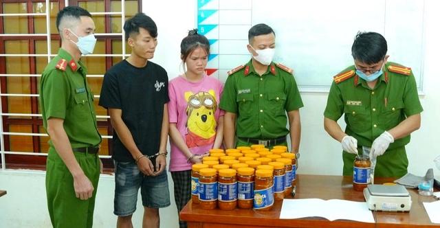 Giấu 21 kg ma túy trong vỏ hộp sữa chuyển từ châu Âu về Việt Nam- Ảnh 1. Giấu 21 kg ma túy trong vỏ hộp sữa chuyển từ châu Âu về Việt Nam- Ảnh 1.