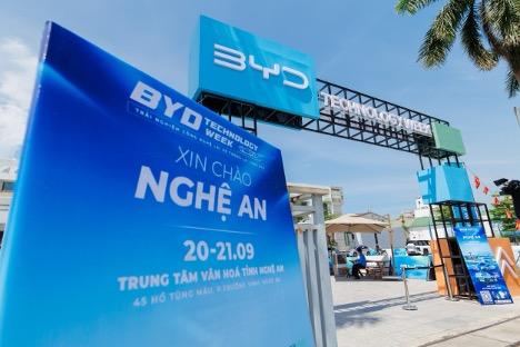 BYD Technology Week Nghệ An: Người dân miền Trung nói gì sau trải nghiệm? - Ảnh 1.