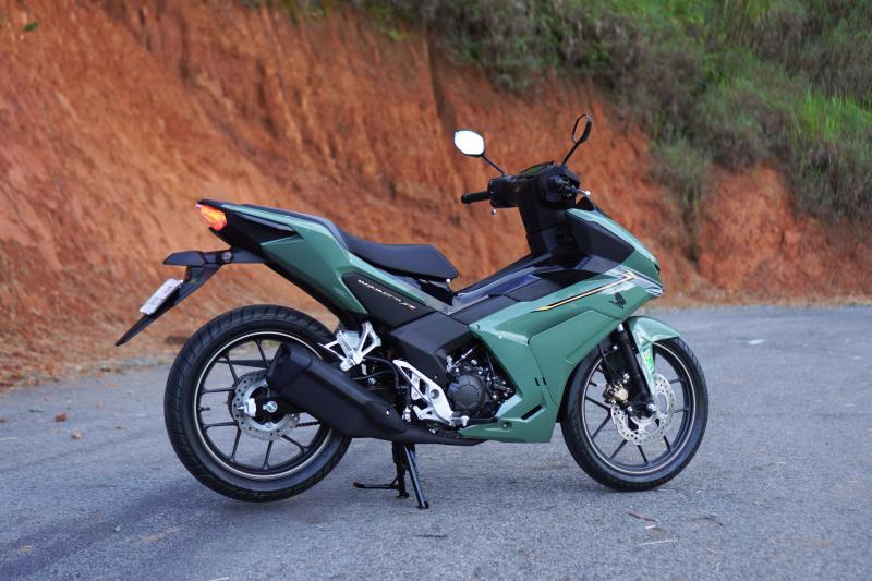 Honda Winner R anh 10