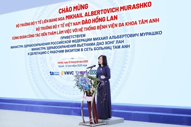 Việt Nam tiếp nhận chuyển giao công nghệ chẩn đoán, điều trị ung thư từ Nga - Ảnh 4.