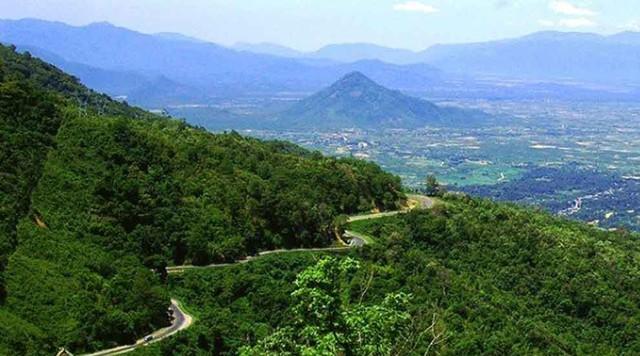 Cán bộ, viên chức Lâm Đồng gian nan vì kết nối giao thông yếu kém- Ảnh 1. Cán bộ, viên chức Lâm Đồng gian nan vì kết nối giao thông yếu kém- Ảnh 1.