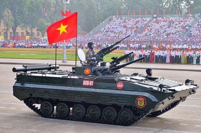 Trang bị đặc biệt giúp xe tăng 'lướt' trên phố Hà Nội trong diễu binh A80- Ảnh 8.