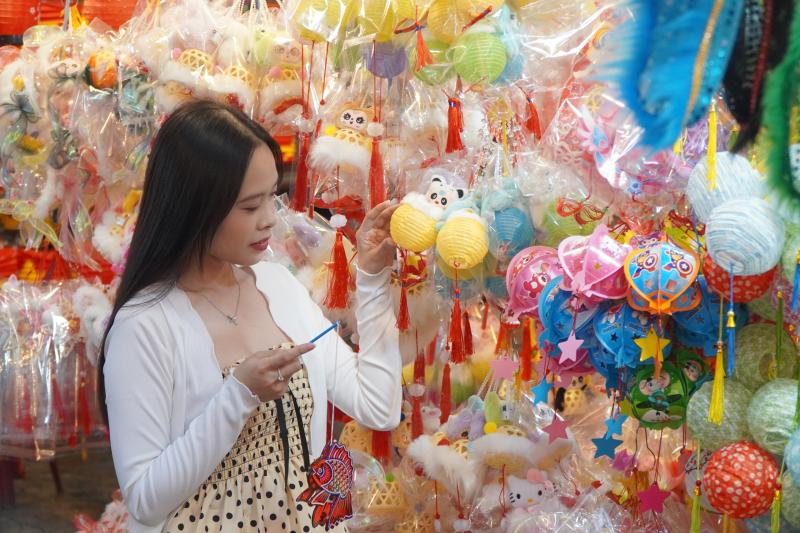 Những địa điểm khám phá Trung thu xưa giữa lòng TP . HCM không thể bỏ lỡ - Ảnh 10. Những địa điểm khám phá Trung thu xưa giữa lòng TP . HCM không thể bỏ lỡ - Ảnh 10.