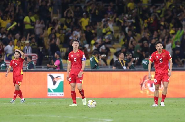 Toàn cảnh vụ nhập tịch 'lậu' của bóng đá Malaysia, FIFA thay đổi quan điểm thế nào? - Ảnh 2. Toàn cảnh vụ nhập tịch 'lậu' của bóng đá Malaysia, FIFA thay đổi quan điểm thế nào? - Ảnh 2.