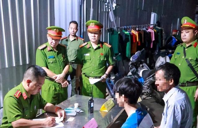 Truy quét ma túy trong các khu trọ công nhân ở Hải Phòng- Ảnh 2. Truy quét ma túy trong các khu trọ công nhân ở Hải Phòng- Ảnh 2.