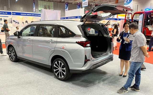 Xe MPV máy xăng dưới 700 triệu tại Việt Nam 'đua' giảm giá, làm mới mẫu mã- Ảnh 2.