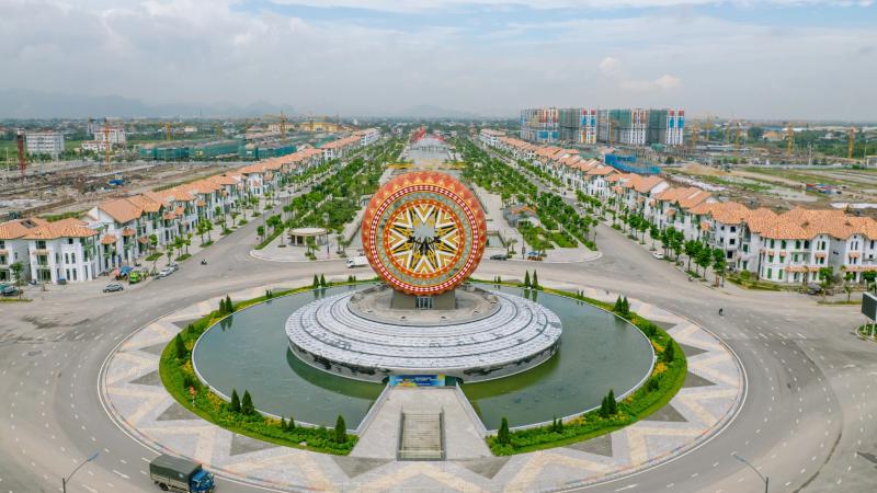 Sun Group khánh thành Quảng trường Thời Đại dài 1,6 km tại Ninh Bình- Ảnh 7. Sun Group khánh thành Quảng trường Thời Đại dài 1,6 km tại Ninh Bình- Ảnh 7.