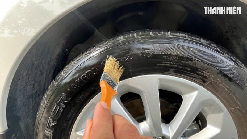 5 thói quen của người dùng khiến lốp ô tô nhanh mòn - Ảnh 3. 5 thói quen của người dùng khiến lốp ô tô nhanh mòn - Ảnh 3.