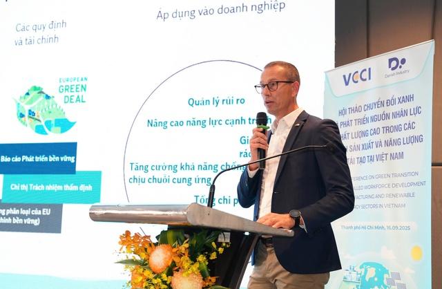 Khoảng trống nguồn nhân lực cho chuyển đổi xanh- Ảnh 2. Khoảng trống nguồn nhân lực cho chuyển đổi xanh- Ảnh 2.