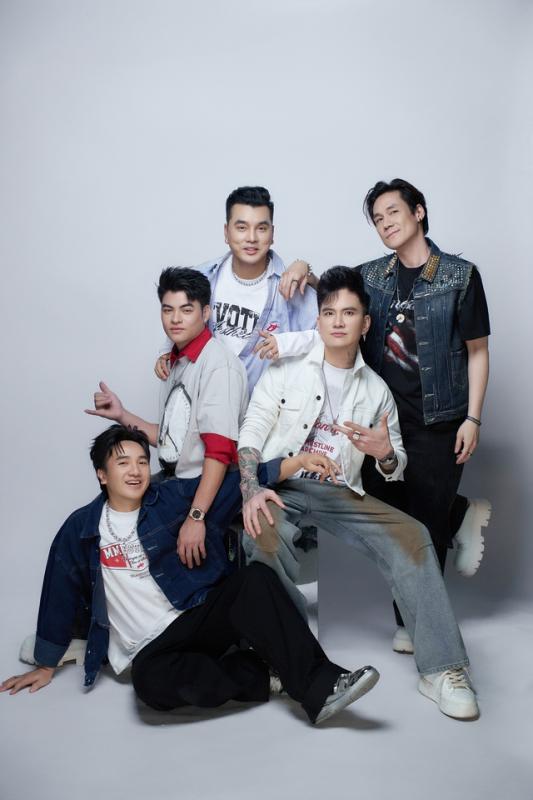 Khánh Phương tái xuất, thành lập nhóm nhạc hậu biến cố- Ảnh 2. Khánh Phương tái xuất, thành lập nhóm nhạc hậu biến cố- Ảnh 2.