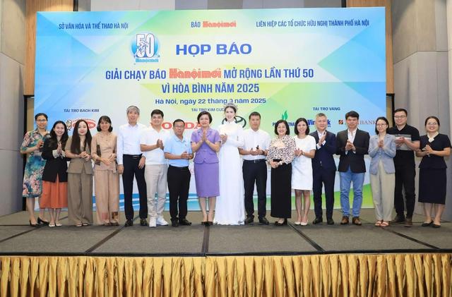 Hơn 3.000 VĐV tham dự chung kết giải chạy Báo Hà Nội Mới mở rộng 2025
- Ảnh 1.
