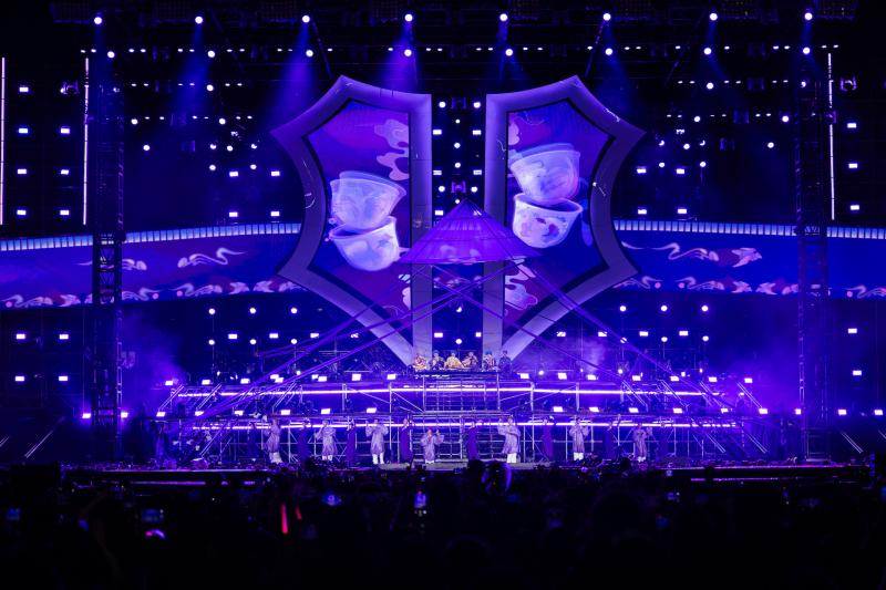 NSND Hữu Quốc gặp tai nạn trên đường đến diễn concert 'Anh trai vượt ngàn chông gai' - Ảnh 7.