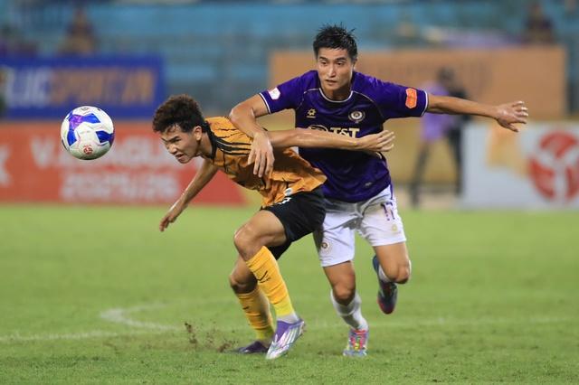 Bảng xếp hạng V-League: Thanh Hóa thua ngược Hà Nội đầy cay đắng, dễ bị HAGL đẩy xuống tận đáy- Ảnh 1. Bảng xếp hạng V-League: Thanh Hóa thua ngược Hà Nội đầy cay đắng, dễ bị HAGL đẩy xuống tận đáy- Ảnh 1.