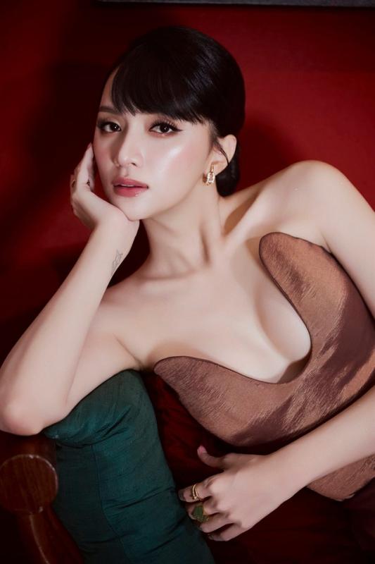 Hương Giang nói gì khi dự thi Miss Universe 2025? - Ảnh 3.