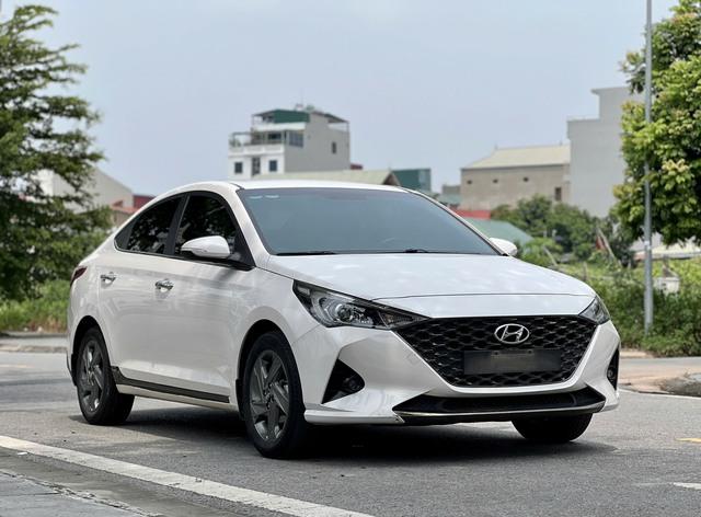 Hyundai Accent sử dụng 3 năm, giá 420 triệu có đáng cân nhắc? - Ảnh 1. Hyundai Accent sử dụng 3 năm, giá 420 triệu có đáng cân nhắc? - Ảnh 1.
