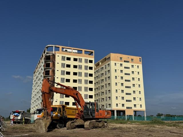 Nhà ở xã hội 'vừa thiếu, vừa ế'- Ảnh 2. Nhà ở xã hội 'vừa thiếu, vừa ế'- Ảnh 2.
