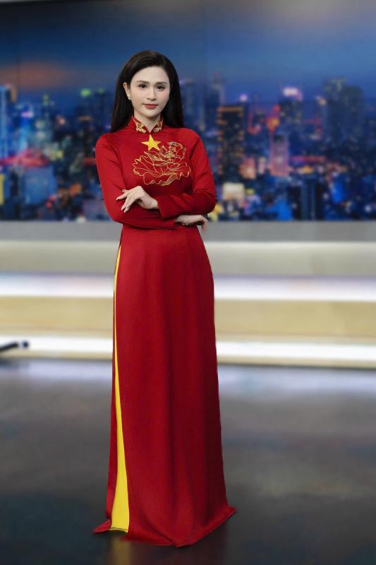 Nhan sắc nữ biên tập viên dẫn bản tin thời sự VTV- Ảnh 2.