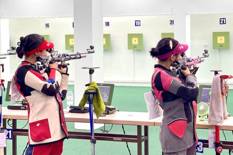 Nhà vô địch ASIAD Phạm Quang Huy và tốp 4 Olympic Trịnh Thu Vinh đấu giải bắn súng quốc gia- Ảnh 3.