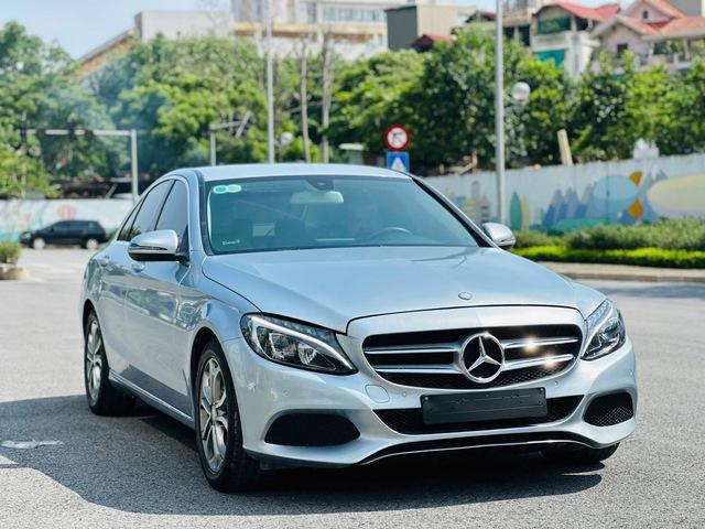 3 mẫu xe sang cũ giá rẻ hơn Toyota Vios mới - Ảnh 2. 3 mẫu xe sang cũ giá rẻ hơn Toyota Vios mới - Ảnh 2.