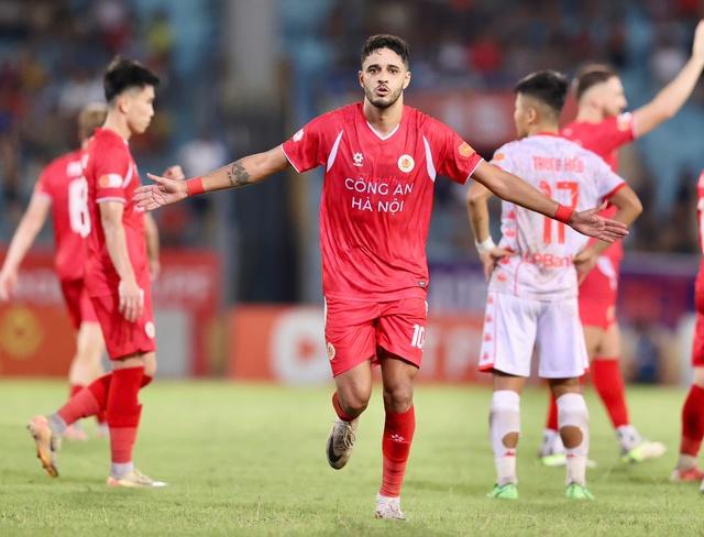 Bảng xếp hạng V-League mới nhất: Ninh Bình rơi xuống tốp 2, HAGL vẫn áp chót- Ảnh 1. Bảng xếp hạng V-League mới nhất: Ninh Bình rơi xuống tốp 2, HAGL vẫn áp chót- Ảnh 1.