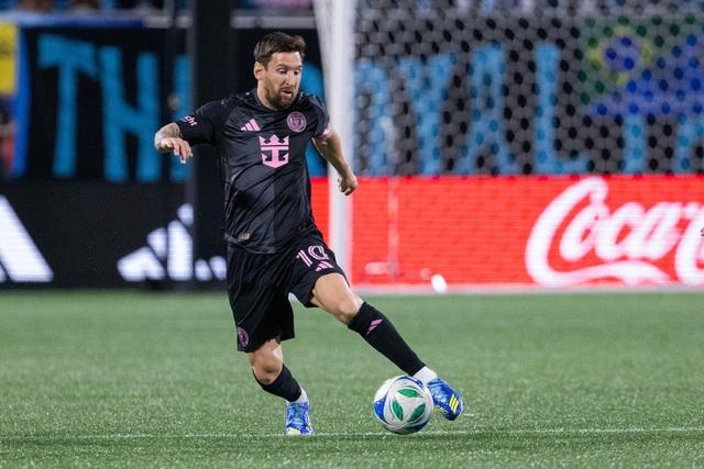 Son Heung-min rực sáng trong ngày Messi sút hỏng phạt đền khiến Inter Miami thảm bại- Ảnh 1.
