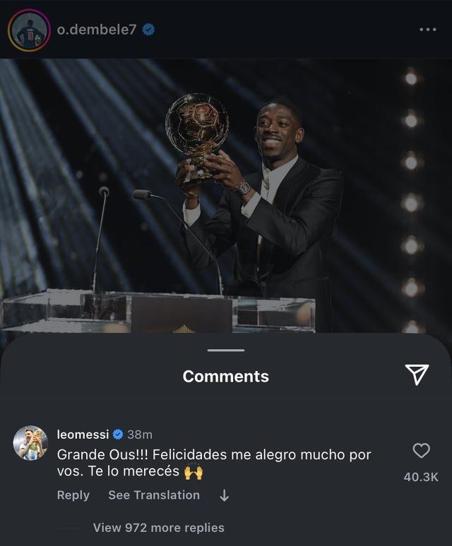 Messi và Mbappe chúc mừng Ousmane Dembele đoạt Quả bóng vàng, Ronaldo chưa biểu lộ cảm xúc - Ảnh 1. Messi và Mbappe chúc mừng Ousmane Dembele đoạt Quả bóng vàng, Ronaldo chưa biểu lộ cảm xúc - Ảnh 1.